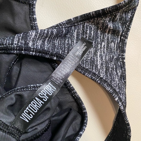 Victoria’s Secret Sport Player Sports Bra - Picture 3 of 4